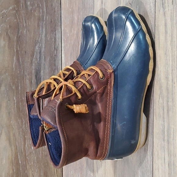 Sperry Saltwater Women Waterproof Ankle Boots sz 7 shoes - Picture 2 of 11